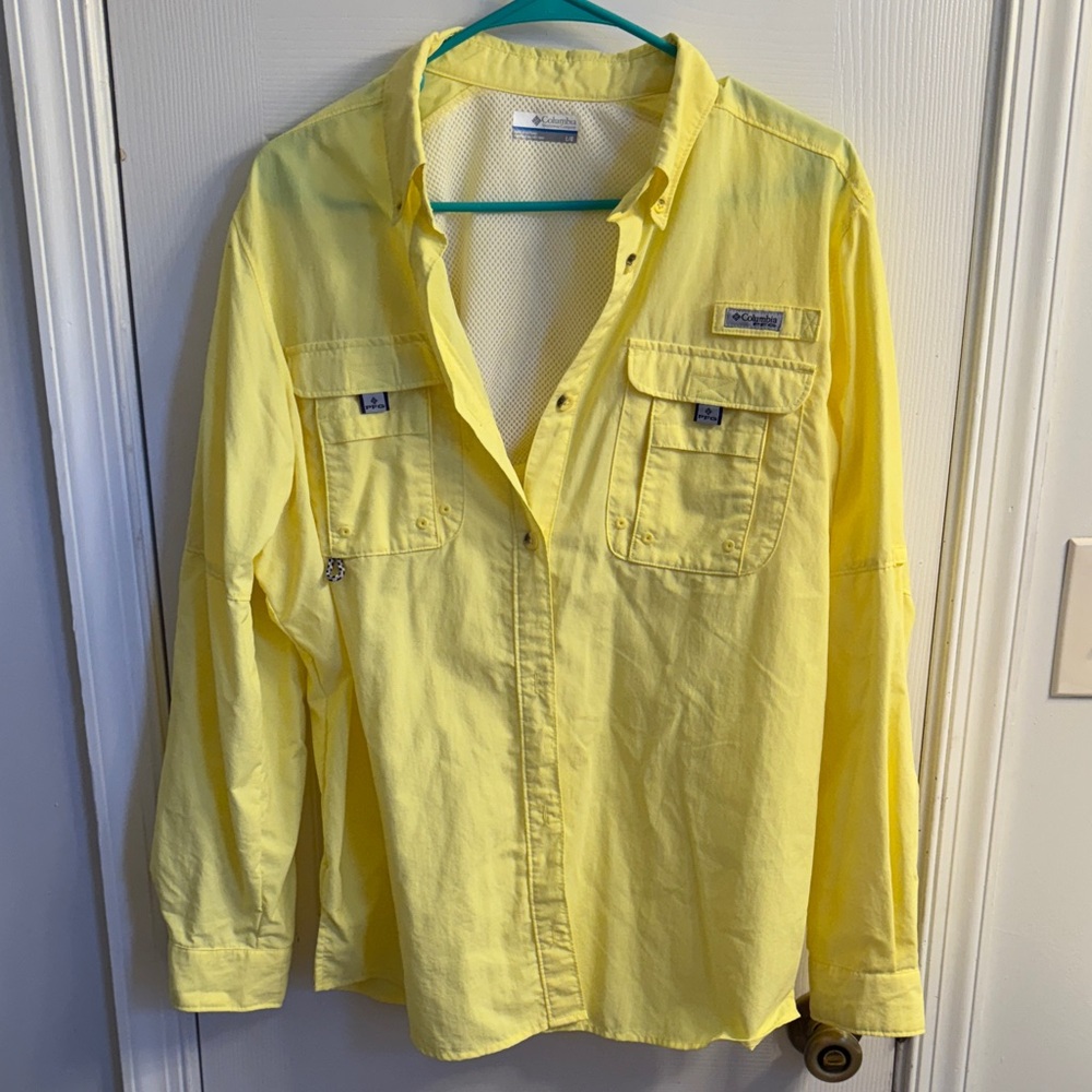 Columbia Men's Yellow PFG Fishing shirt